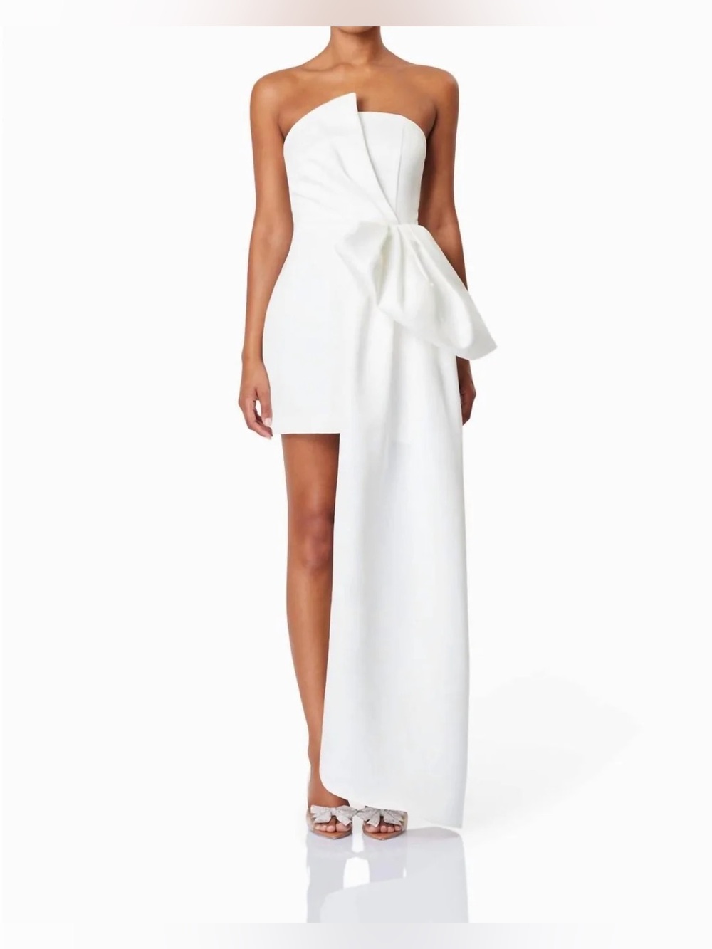 Elliatt Alice Bow Strapless Mini Dress in White NWT Size XL Sash